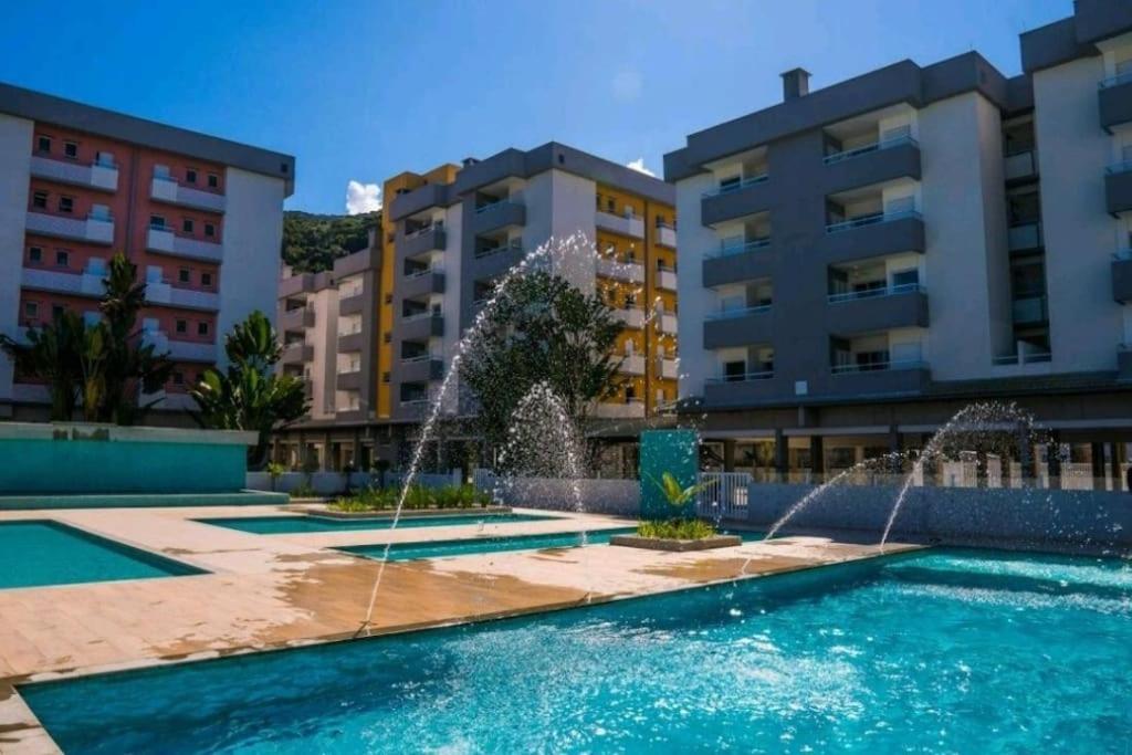 Varanda Gourmet, 05 Piscinas, Elevador E Wi-Fi No Condominio Passaredo أوباتوبا المظهر الخارجي الصورة