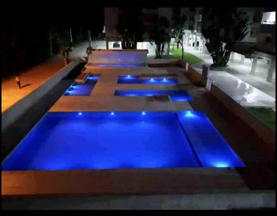 Varanda Gourmet, 05 Piscinas, Elevador E Wi-Fi No Condominio Passaredo أوباتوبا المظهر الخارجي الصورة
